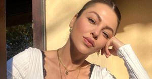 3 zorlama hapis cezası alan fenomen Sinem Umaş, emniyete teslim oldu