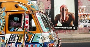 Afrikalı sanatçılar 'Olduğun gibi güzelsin' isimli çağdaş sanat projesinde birleşti
