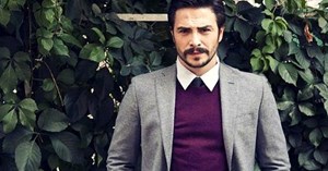 Ahmet Kural yeni imajını paylaştı, hayranları şaşkınlığını gizleyemedi