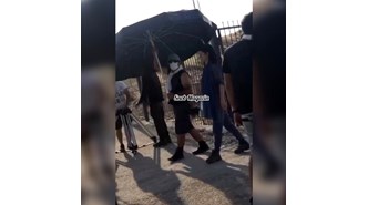 Beren Saat'e özel aşçı ve şemsiyeci tutuldu