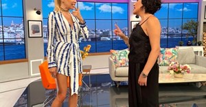 BURCU ESMERSOY'UN DOLGU MERAKI