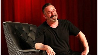Cem Yılmaz'dan esprili koronavirüs aşısı açıklaması: Aşıyı ya Acun bulacak ya da Nusret