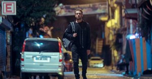 Çukur'a damga vuran sahne! Yamaç Koçavalı, mahalleden kovuldu