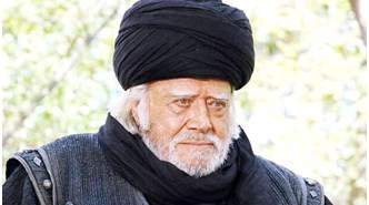 Cüneyt Arkın hayranlarına teşekkür etti