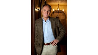 Dan Brown D&R ile canlı yayında ilk kez Türk okurlarıyla buluşuyor!