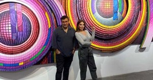 Ebru Yaşar, ünlü ressam Ahmet Güneştekin'i ziyaret etti