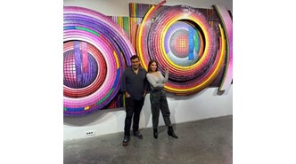 Ebru Yaşar, ünlü ressam Ahmet Güneştekin'i ziyaret etti