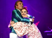 Erol Evgin ve Ceylan Ertem'in düeti takipçilerinden tam not aldı