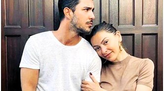Hadise'den Kaan Yıldırım'a jest