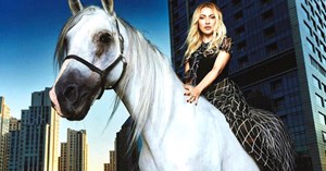 Hadise'nin küçük yolu