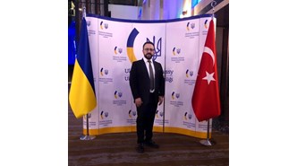 Laleto Tekstil vatandaşa hayallerindeki giyinme fırsatını sunuyor