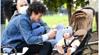 Müge Boz sete Vina baba Caner Erdeniz'e emanet!