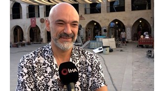 Rolleri başlarına bela oluyor