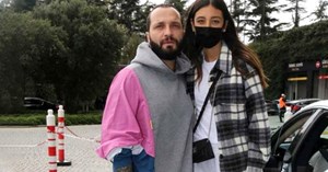 Şarkıcı Berkay, maske takmayarak koronavirüse meydan okudu