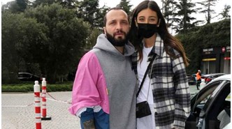 Şarkıcı Berkay, maske takmayarak koronavirüse meydan okudu