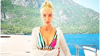 Seda Sayan teknede yaşıyor