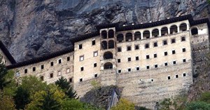 Sümela Manastırı iki ayda 107 bini aşkın ziyaretçiyi ağırladı