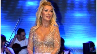Yaptırdığı estetikle olay olan Seda Sayan, stilini de değiştirdi! İşte yeni hali