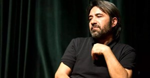 Yönetmen Zeki Demirkubuz'un yayınevine verdiği senaryolar kayboldu