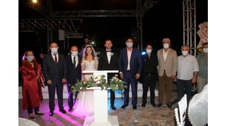 Yörükler Uzunoğlu'nun Kızının Düğünde Bir Araya Geldi