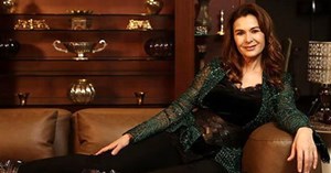 Zümrüdüanka dizisinin oyuncusu Hatice Aslan'dan cesur pozlar! Gençlere taş çıkarttı